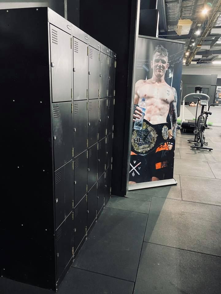 lockers.jpg lockers.jpg
