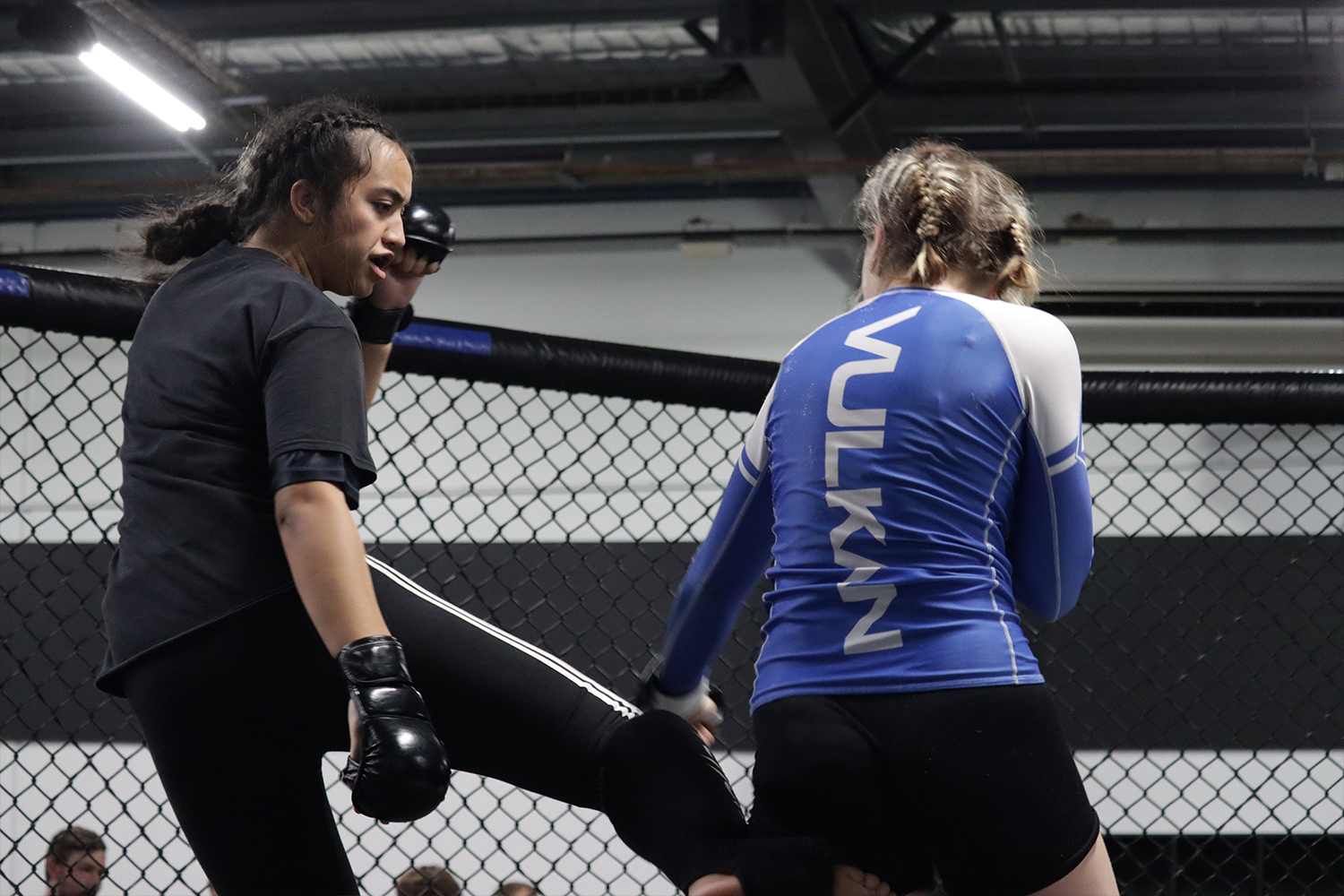 teens_kickboxing_2.png teens_kickboxing_2.png